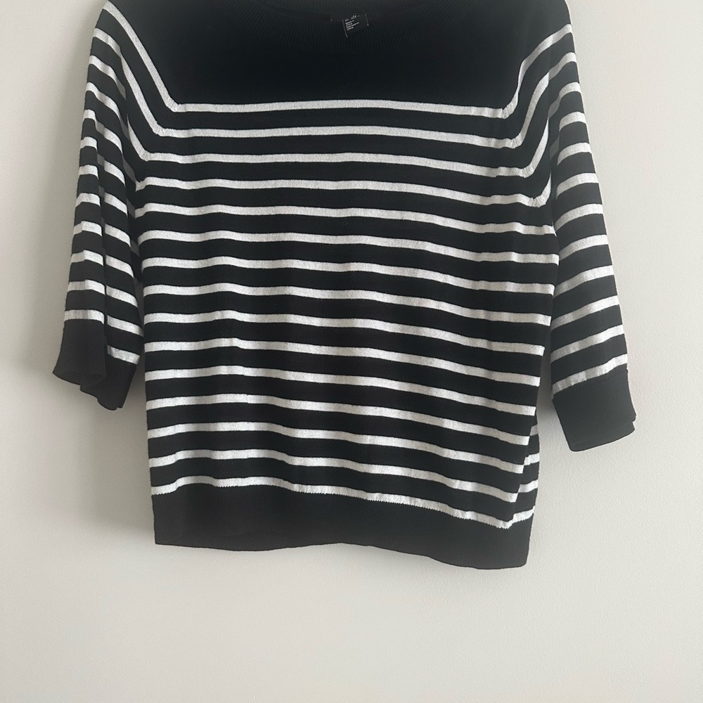 H&M Black and White Striped Scoop Neck Sweater